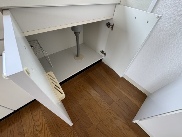 愛名マンションの収納