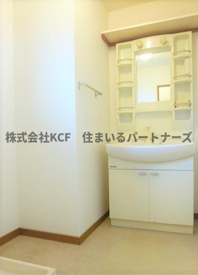 【洗面所】 | メゾンルミエール | スペースが確保できる洗面所です