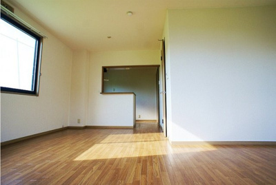 【居間・リビング】 | サンビレッジ梅満C | 使いやすい居間です