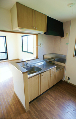 【キッチン】 | サンビレッジ梅満C | キッチンでお料理をお楽しみください