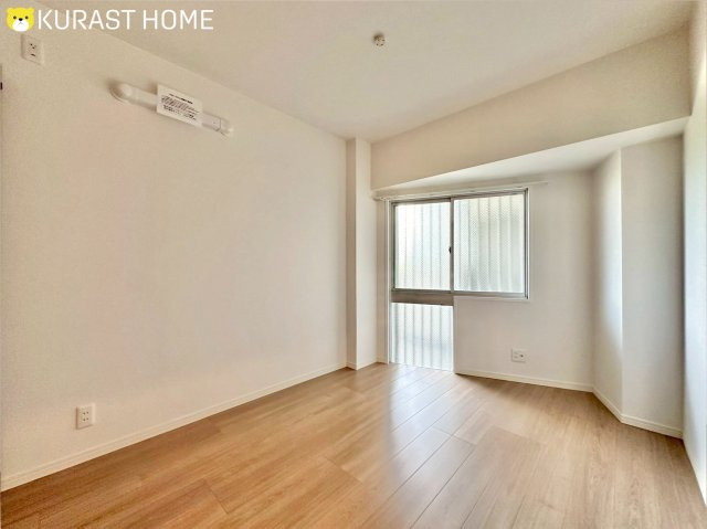 エルパーク西京・大原野　3階の洋室