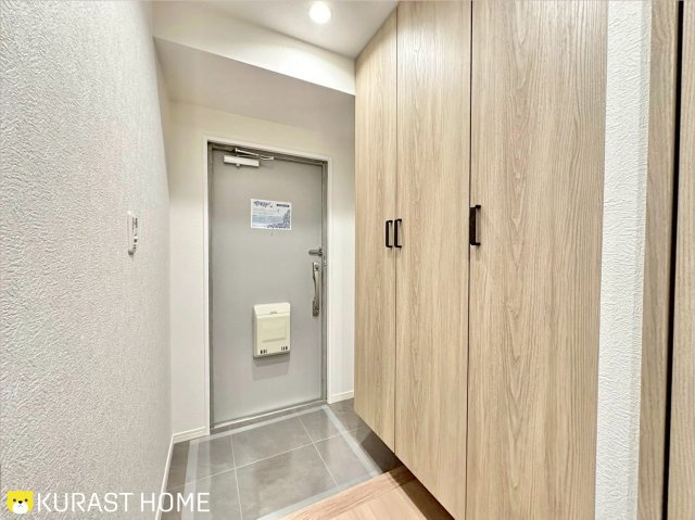 エルパーク西京・大原野　3階の玄関