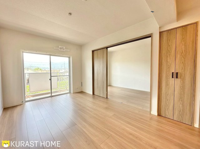 エルパーク西京・大原野　3階の洋室