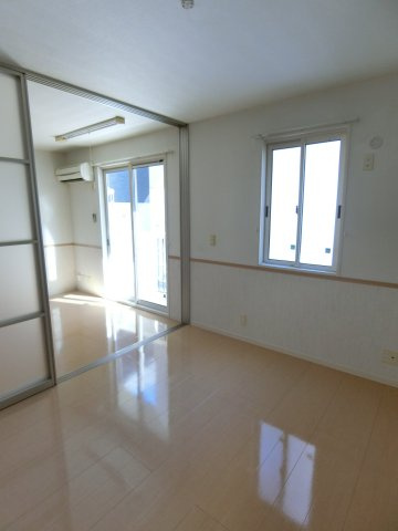 ノースウイングの洋室