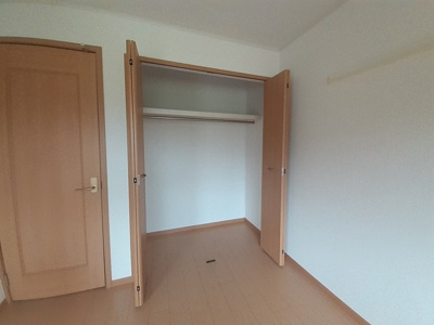 【収納】 | カーサヴェルデ | 洋室のクローゼットです