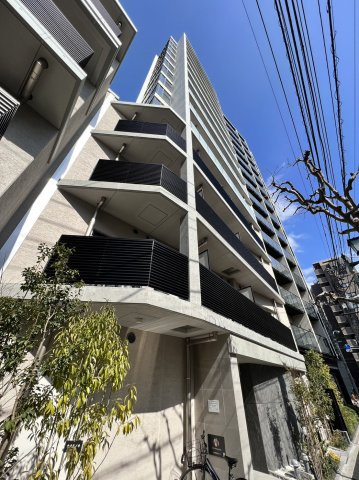 ラサンテ文京千駄木の外観