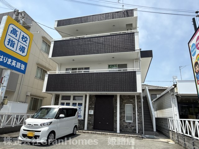 英賀春日町KKハウスの外観