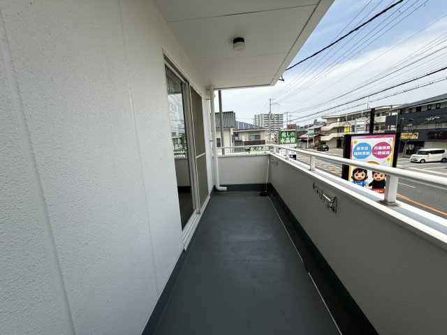 英賀春日町KKハウスのバルコニー