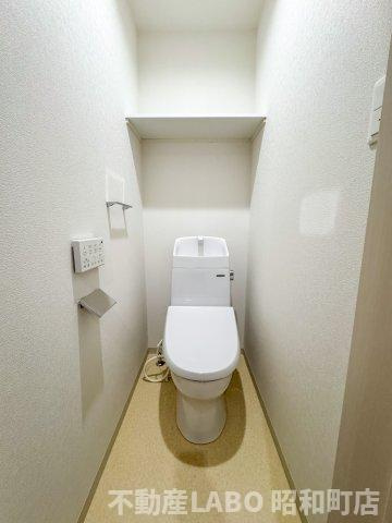 F asecia Irifiのトイレ