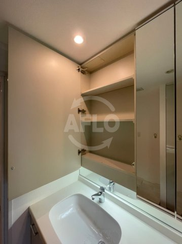 シティタワー西梅田　上福島小学校の洗面所|シティタワー西梅田　洗面所