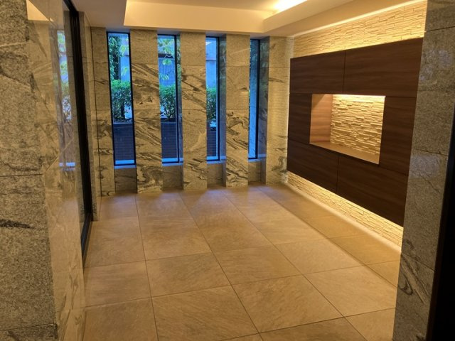 オープンレジデンシア千駄木のロビー