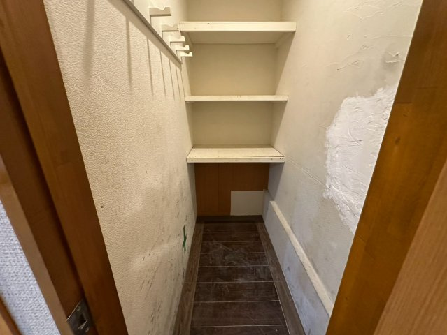 栄マンションの収納