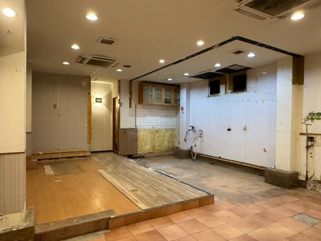 栄マンションの内装
