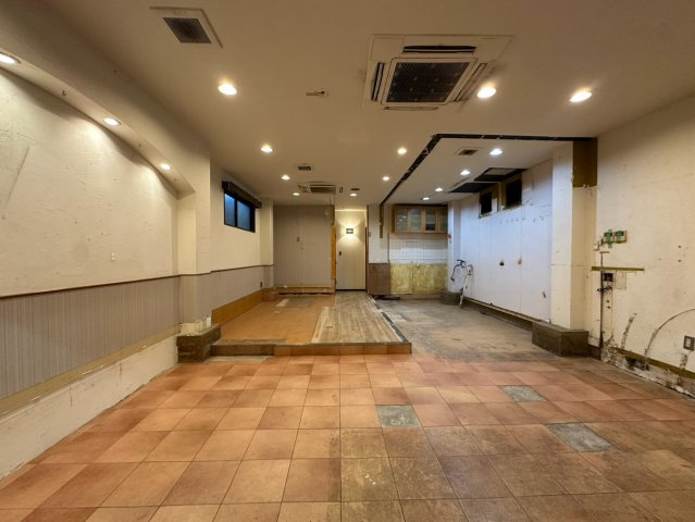 栄マンションの内装