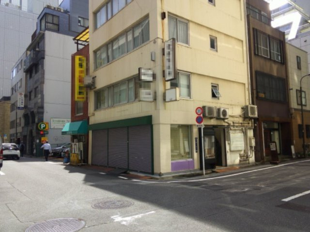中央区京橋２丁目の店舗事務所