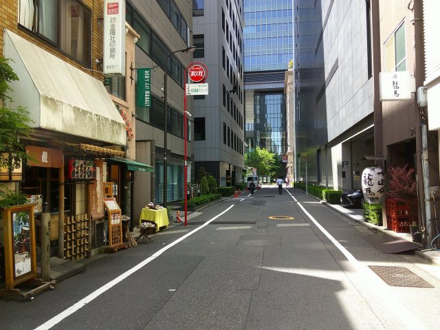 中央区京橋２丁目の店舗事務所