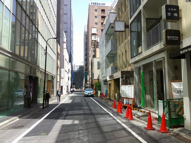 中央区京橋２丁目の店舗事務所