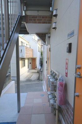 【エントランス】 | ユナイト東白楽ポルナレフ