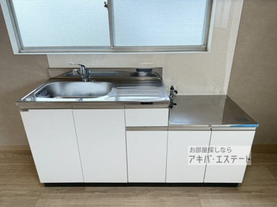 【キッチン】 | 厚木市温水リノベアパートメント | 同一仕様写真