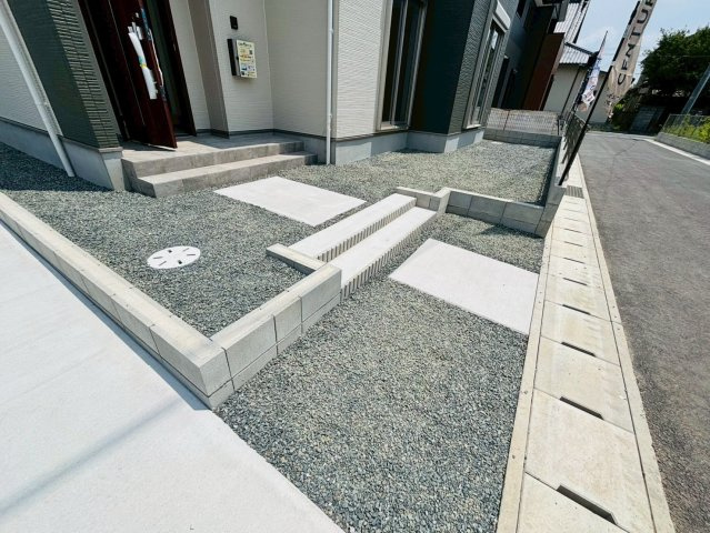 よかタウン／南区御幸木部3丁目3期／２号棟の庭