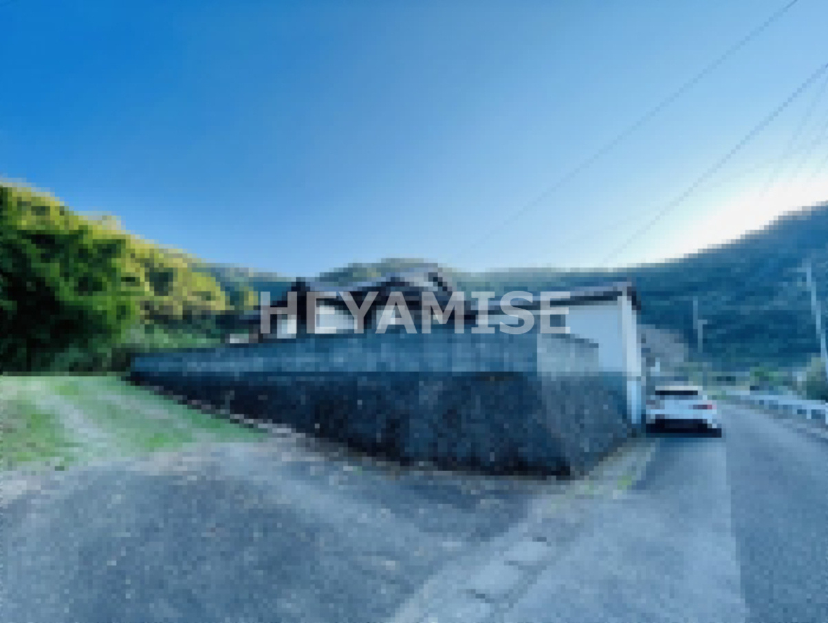 神浦丸尾町戸建の前面道路含む現地写真