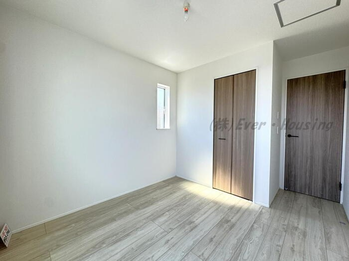 西東京市中町４丁目　新築住宅　全２棟の洋室