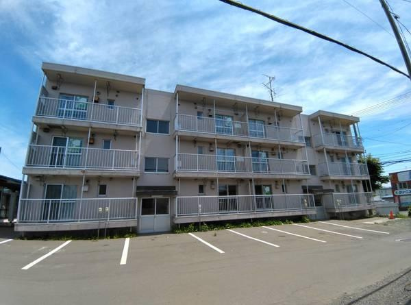 春採ハイツの外観