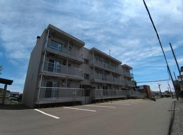 春採ハイツの駐車場