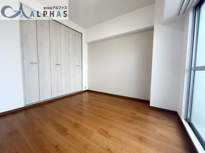 【洋室】 | メゾンドール明石山ノ手台 | 収納がある洋室♪