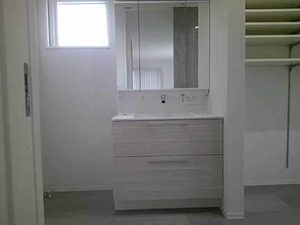 対厳山3丁目の独立洗面台