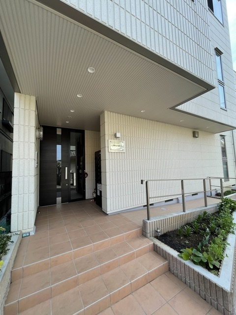 fairy taleⅠのエントランス|★オートロック付きのエントランス★