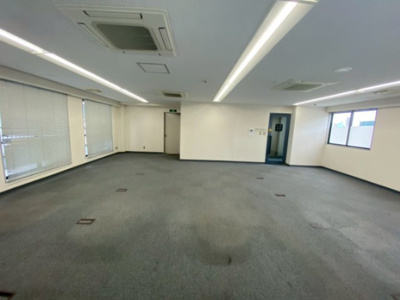 【設備】 | 蔵前イシイビル  | ビルトインエアコン３台