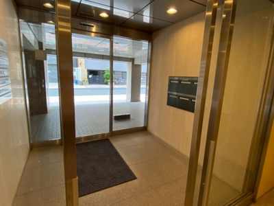 【エントランス】 | 蔵前イシイビル 