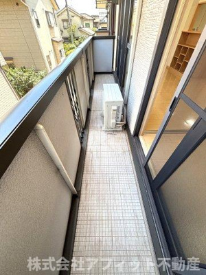 【バルコニー】 | リベルタ スクエア A棟 | 東向き