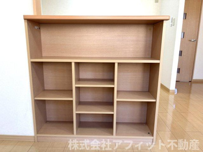 【その他】 | リベルタ スクエア A棟 | リビング収納