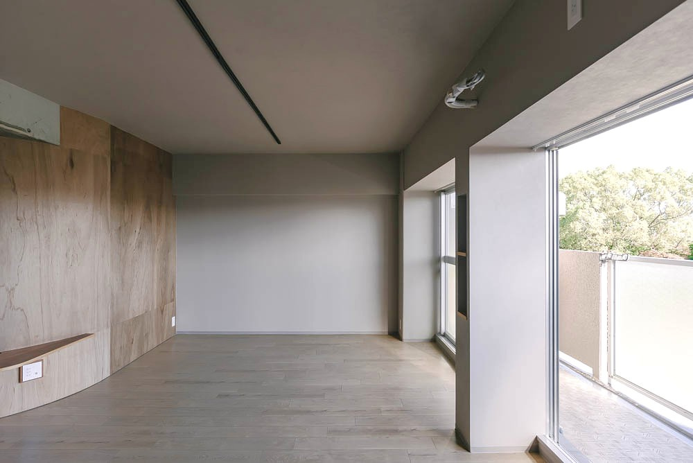 ◆２０２４年１２月室内リノベーション済みの美室◆収納充実◆京都上京ハウス３号棟の居間・リビング|リビング