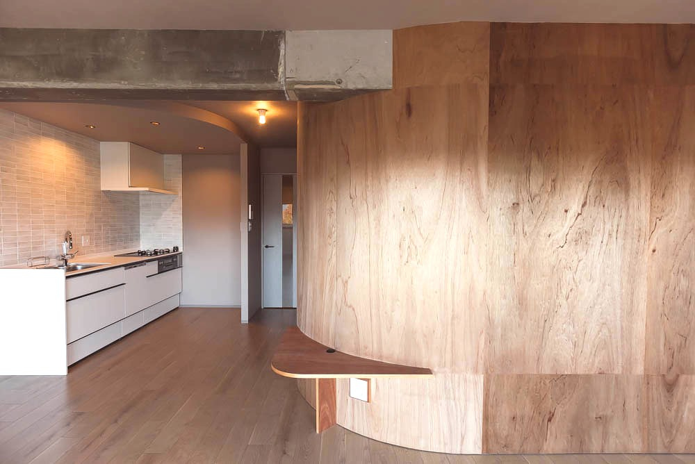 ◆２０２４年１２月室内リノベーション済みの美室◆収納充実◆京都上京ハウス３号棟の居間・リビング|リビング