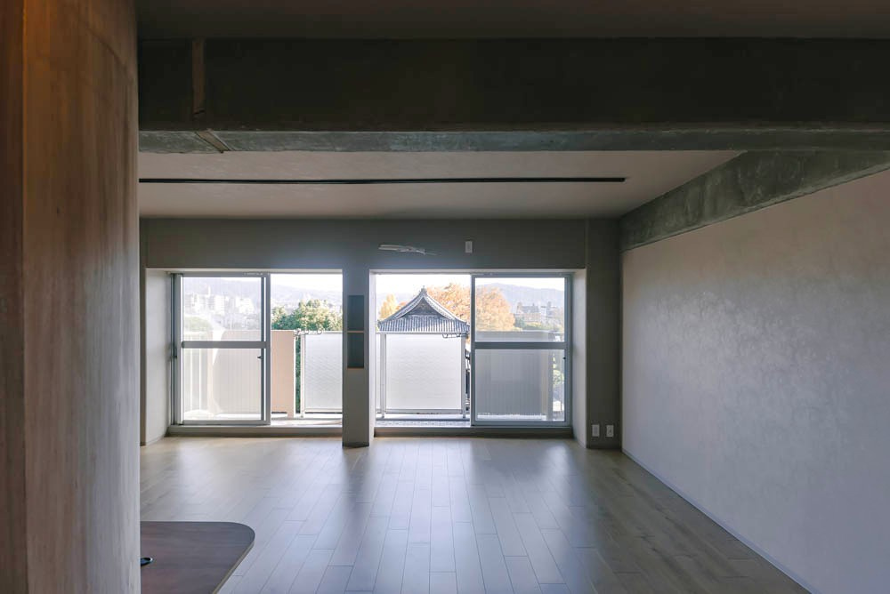 ◆２０２４年１２月室内リノベーション済みの美室◆収納充実◆京都上京ハウス３号棟の居間・リビング|リビング