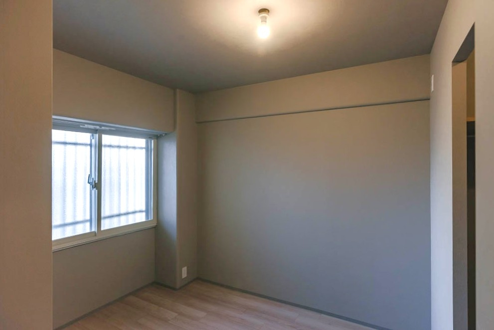 ◆２０２４年１２月室内リノベーション済みの美室◆収納充実◆京都上京ハウス３号棟の洋室|洋室６.２帖