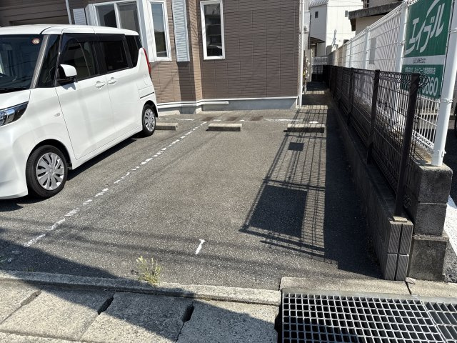 スカイドリームの駐車場