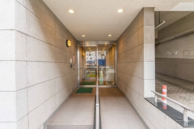 【エントランス】 | シャトレ明大前