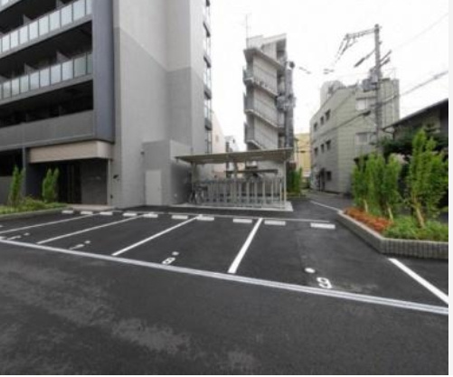 ArtizA淡路の駐車場