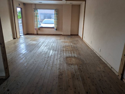 【居間・リビング】 | 馳出1丁目店舗事務所I