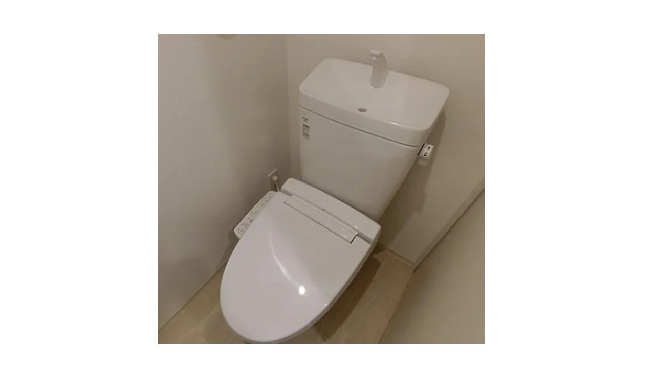 京都市上京区小山町　大型希少一棟マンション　二条駅　のトイレ