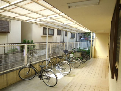 【駐車場】 | エクセレンスBe3