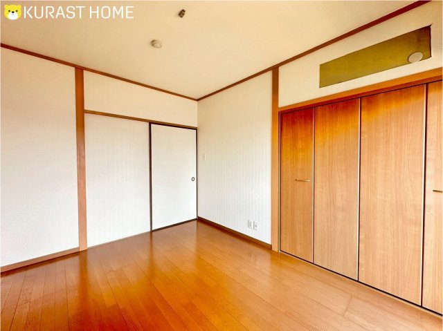 ソレイユ神足　5階の洋室