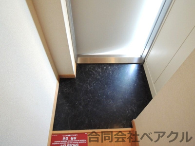 【玄関】 | レオパレス青嶺