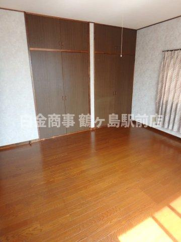 坂戸市泉町中古戸建の洋室