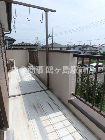 坂戸市泉町中古戸建のバルコニー