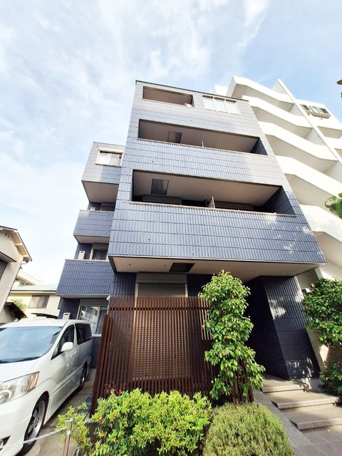 エクセラ　ウィンドのエントランス